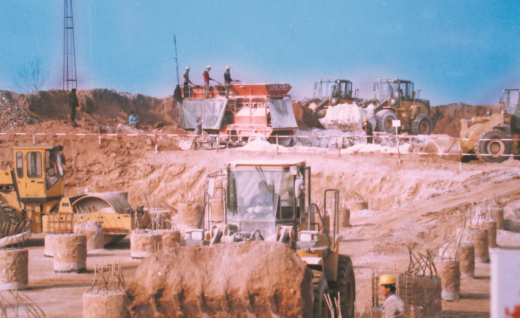 �������F�ڽ��r���εCе�Y���C���N��������